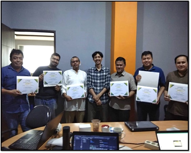 AlphaXAcademy - an AlphaTechnium training center